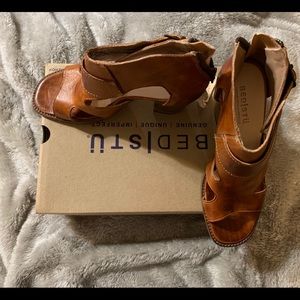 Bedstu Ida Heeled Sandal size 8